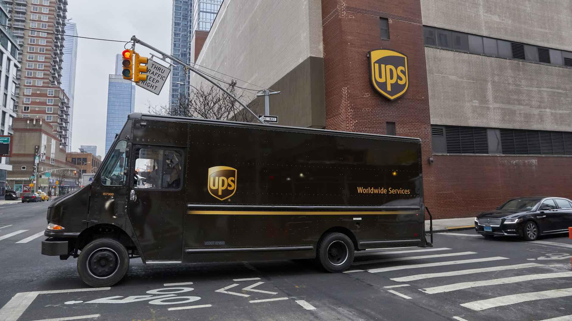 UPS reports disappointing Q4 earnings and reveals 12,000 job cuts